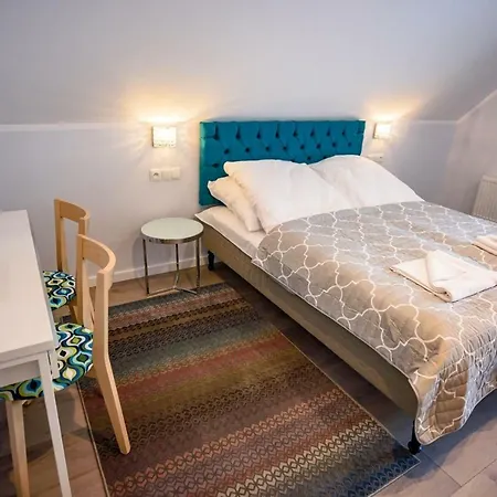 度假居 Nad Stawem 克雷尼察